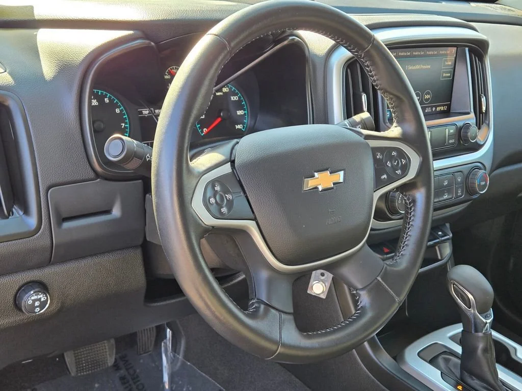 Used 2022 Black Chevrolet LT image 18
