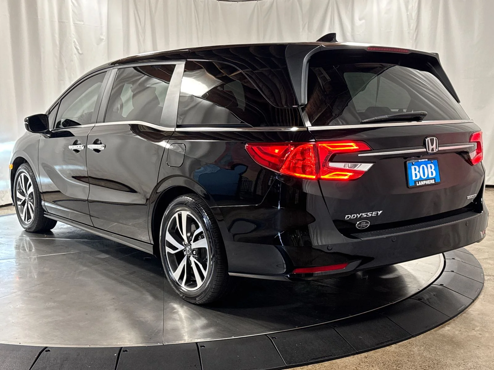 2023 Honda Odyssey Touring - Photo 9