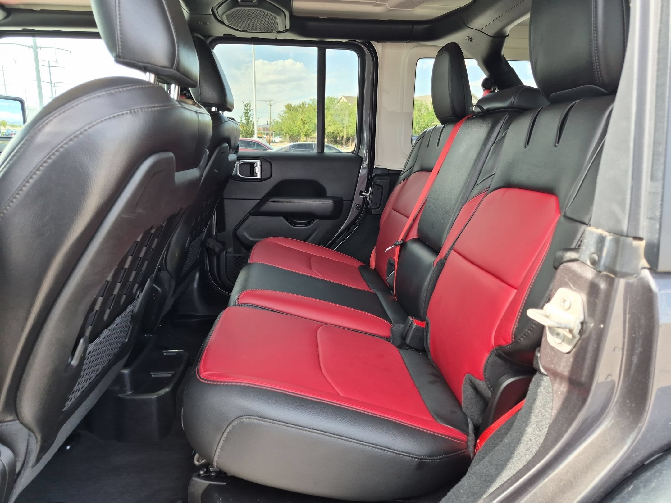 Used 2023 Granite Crystal Metallic Clearcoat Jeep Rubicon 20th Anniversary image 26