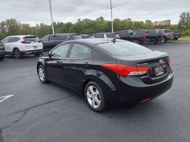 Used 2012 Black Hyundai GLS image 5