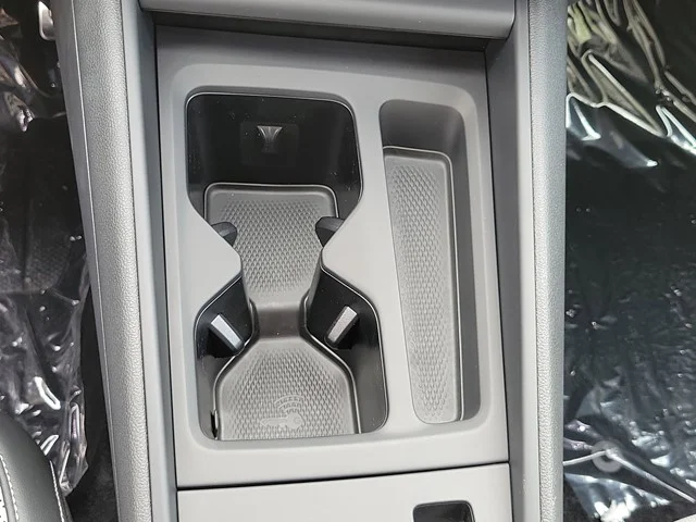2026 Volkswagen Tiguan SE R-LINE BLACK - Photo 28