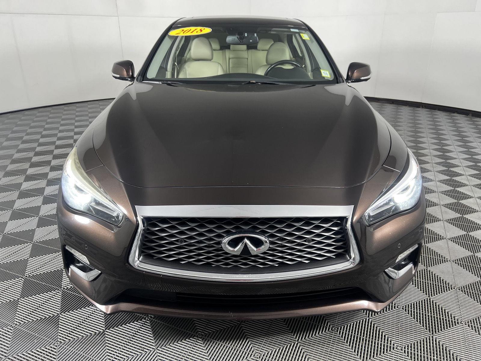 Used 2018 Mocha Almond INFINITI 3.0t LUXE image 18