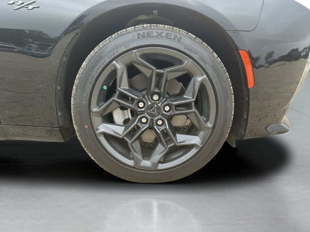 New 2026 Diamond Black Crystal Pearlcoat Dodge R/T image 44
