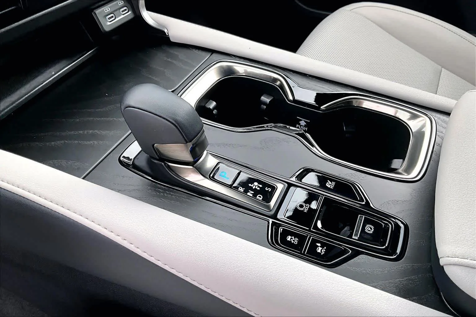 Certified Used 2026 Eminent White Pearl Lexus Premium image 15