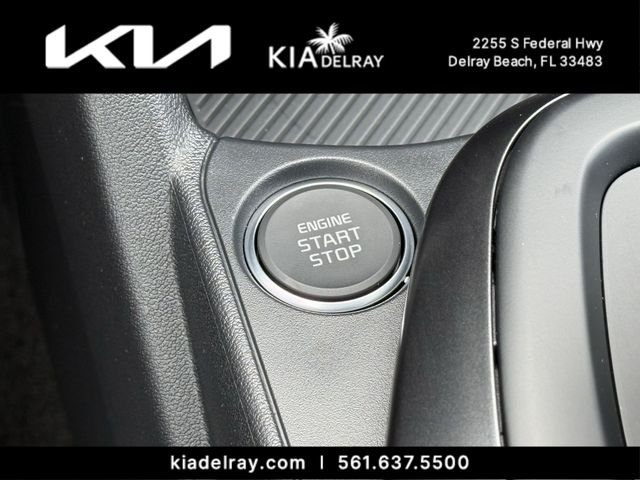 New 2026 Snow White Pearl Kia LXS image 28