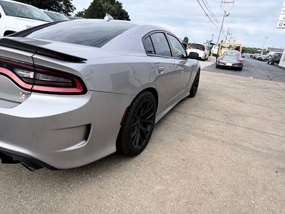 Used 2016 Silver Dodge R/T Scat Pack image 7