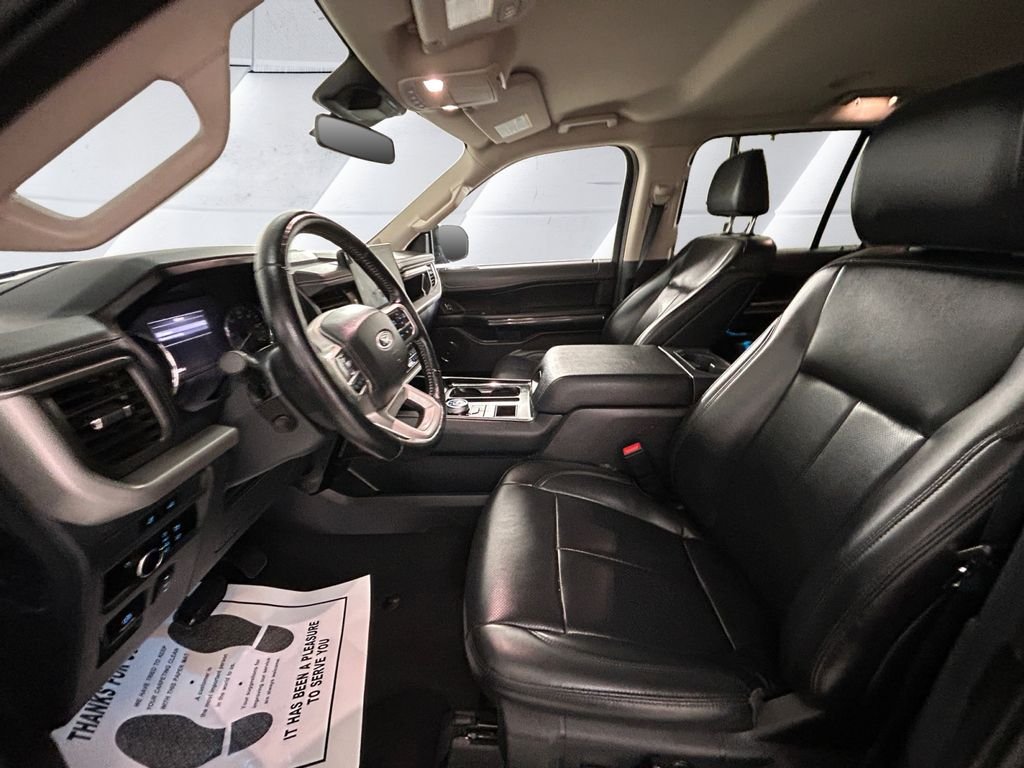 Used 2024 Black Ford XLT image 7