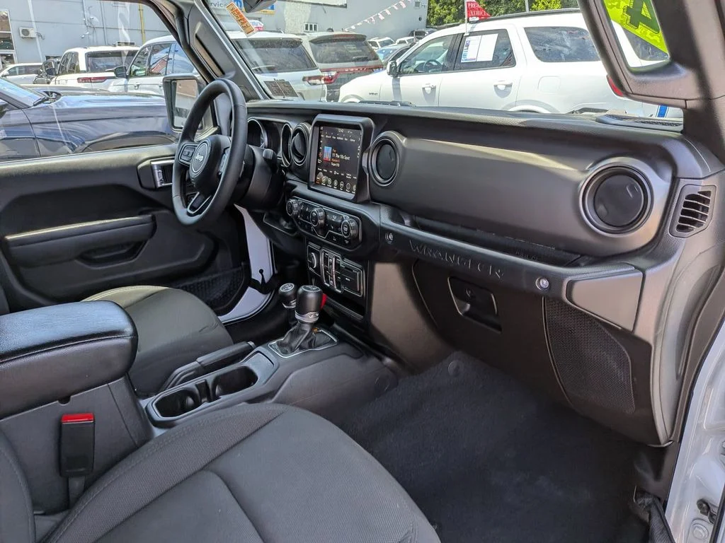 Used 2023 White Jeep Willys 4xe image 25