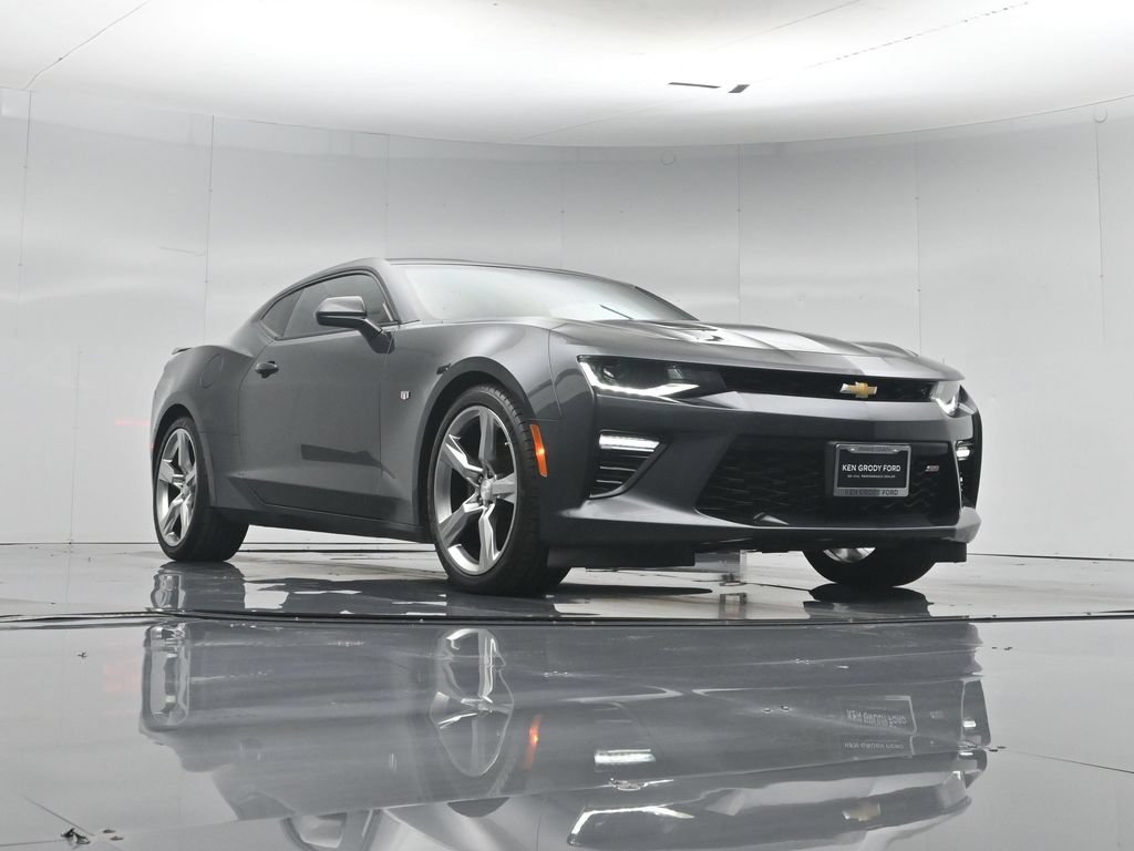 Used 2018 Gray Chevrolet SS image 45