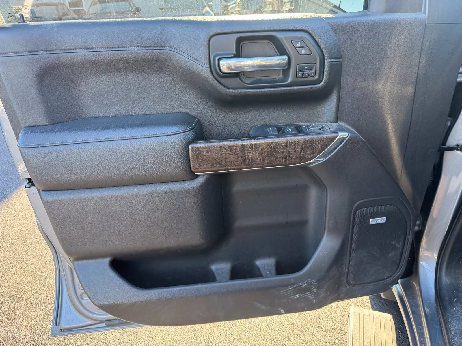 Used 2021 Gray GMC Denali image 11