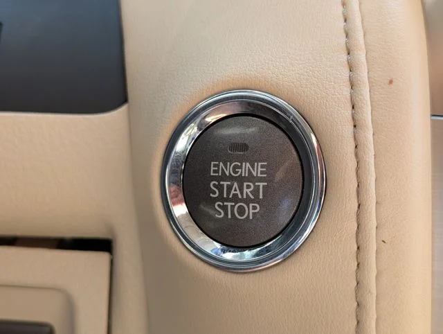 Used 2013 Starfire Pearl Lexus 570 image 21