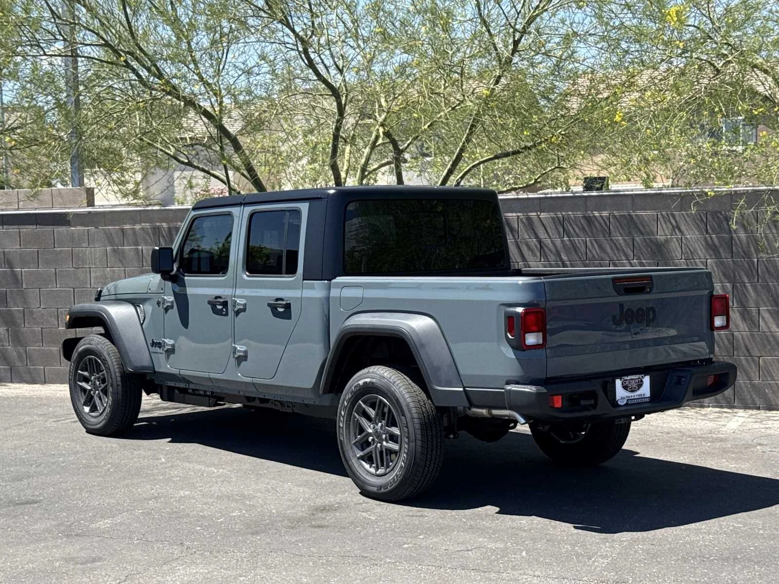 New 2026 Anvil Clear-Coat Exterior Paint Jeep Sport S image 6