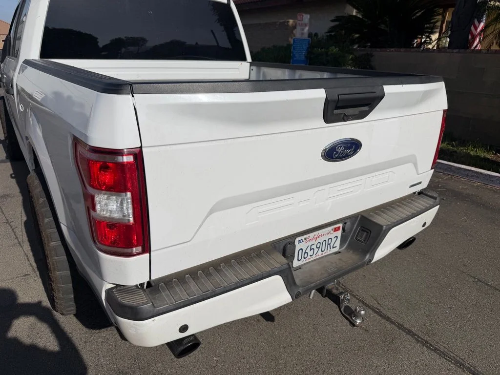 Used 2018 White Ford XL image 10