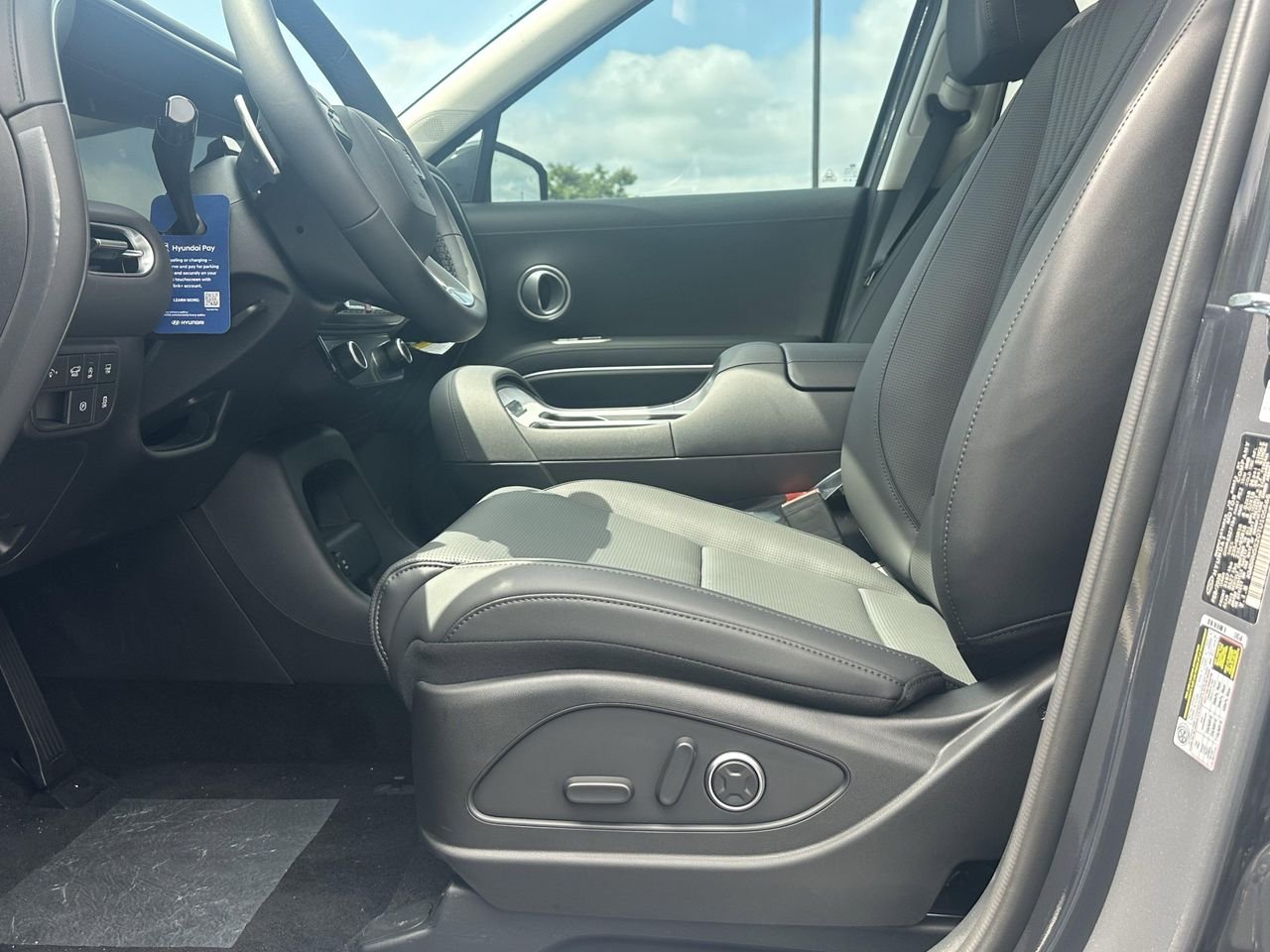 New 2026 Ecotronic Gray Pearl Hyundai SEL Premium 7P image 9