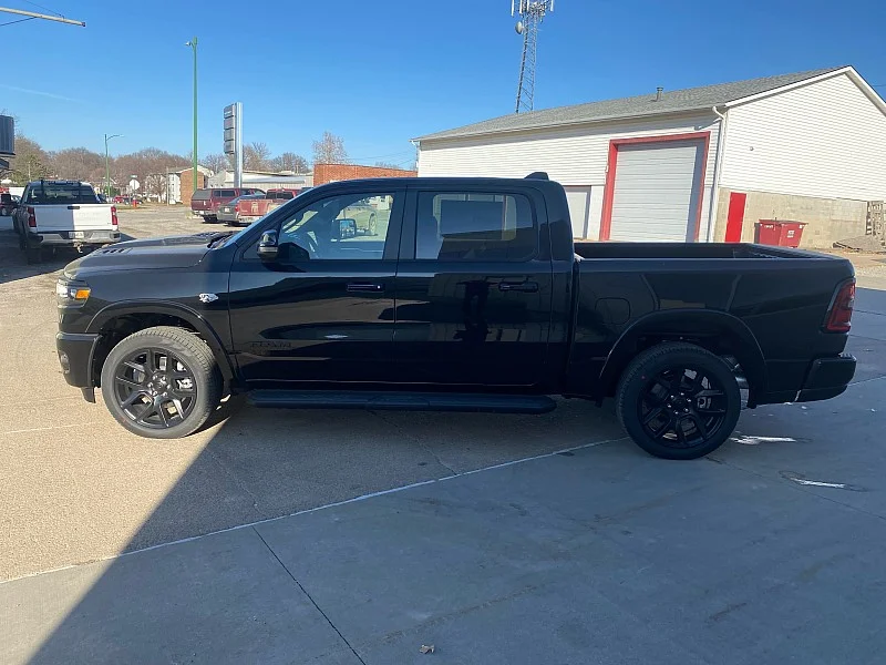 2026 RAM 1500 Laramie - Photo 6