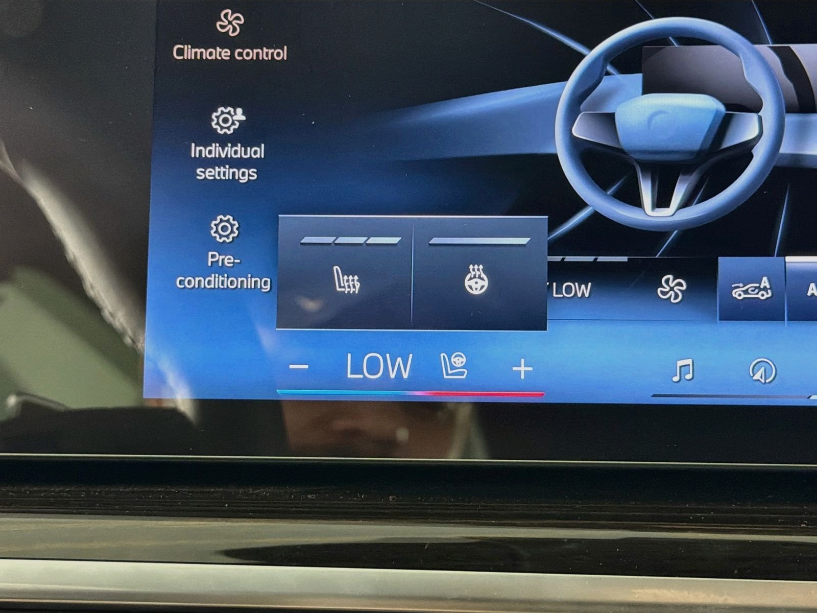 Used 2026 Mineral White Metallic BMW sDrive40i image 21