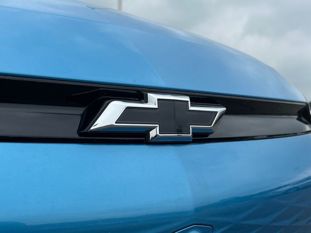 2027 Chevrolet Bolt RS - Photo 9