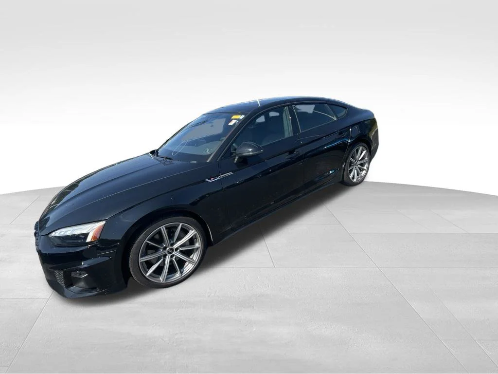 Used 2025 Black Audi 45 S line Premium image 2