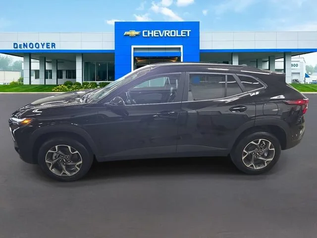 New 2026 Mosaic Black Metallic Chevrolet LT image 9