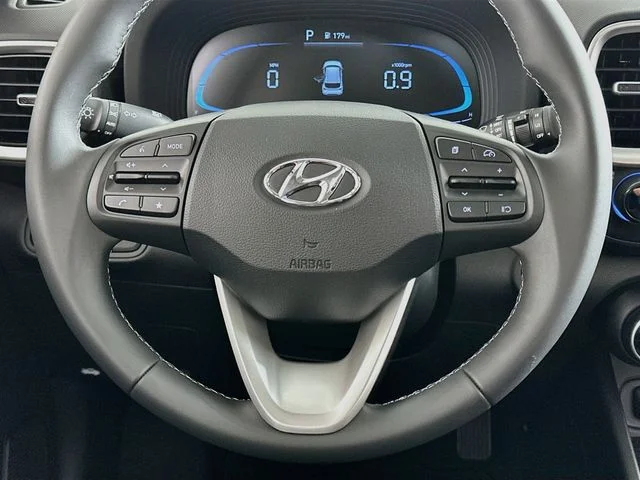 New 2026 Hyundai VENUE SEL