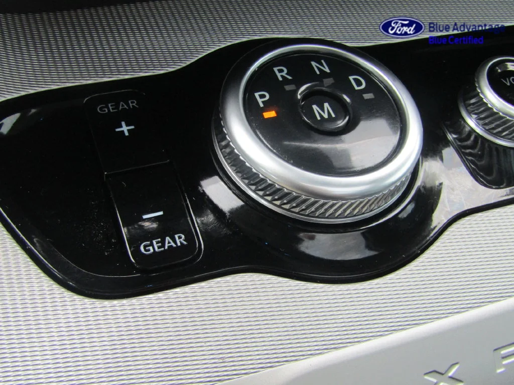 Certified Used 2025 Star White Ford Active image 32