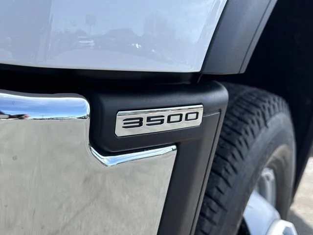 2026 GMC Sierra 3500HD Pro - Photo 8