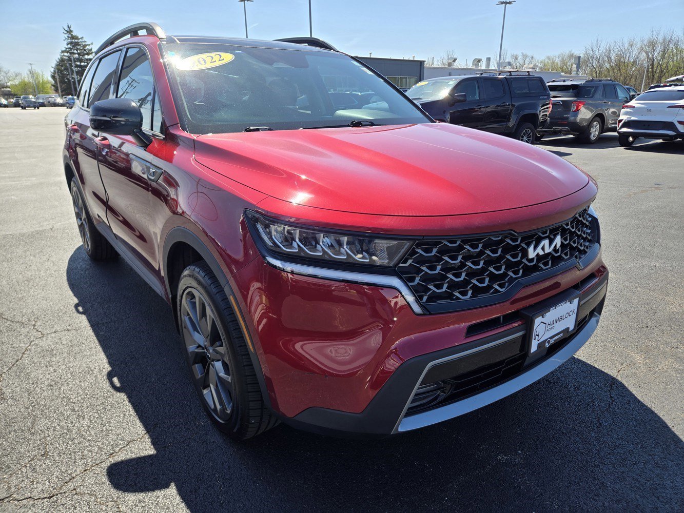 Used 2022 Passion Red Tintcoat Kia X-Line EX image 1