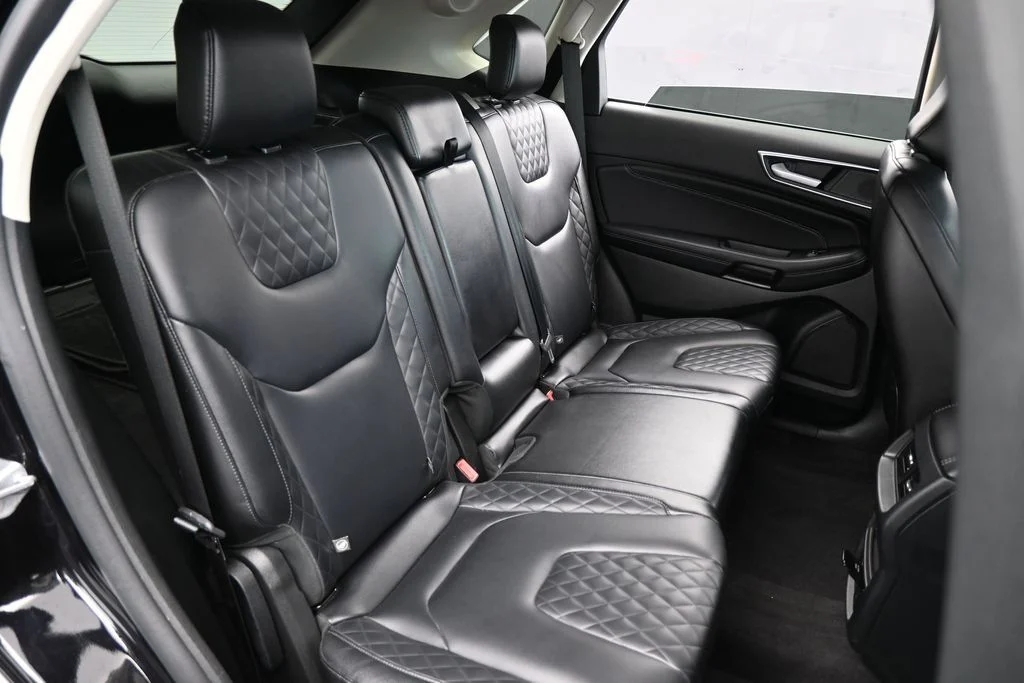 Used 2024 Black Metallic Ford Titanium image 47