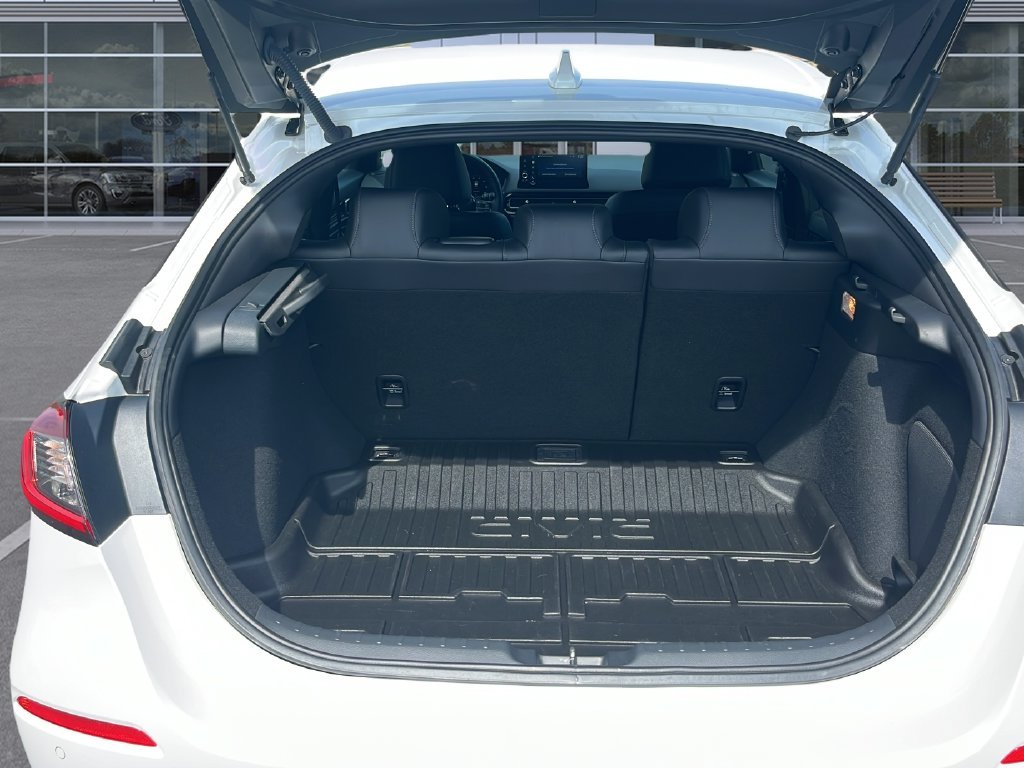 Used 2025 White Honda Sport Touring image 17