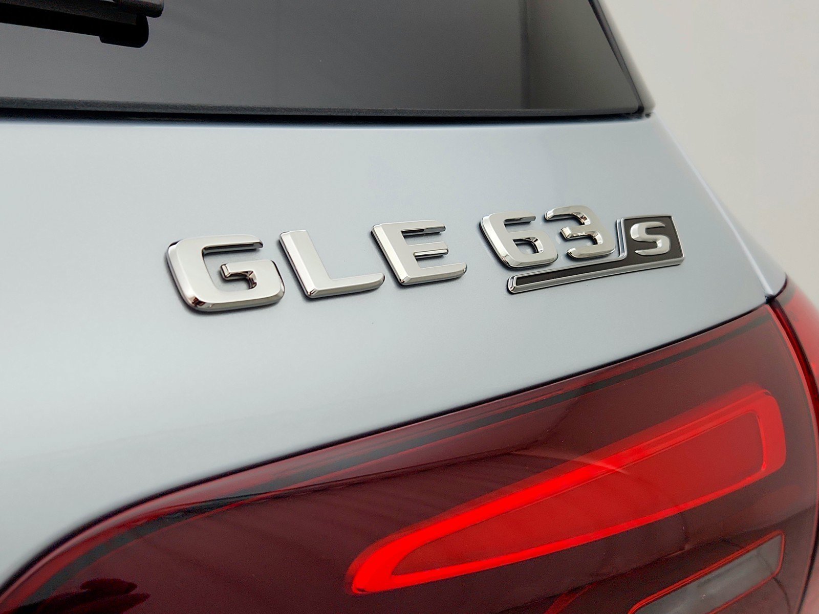 New 2026 Cirrus Silver Metallic Mercedes-Benz AMG® GLE 63 S 4MATIC+ SUV image 50