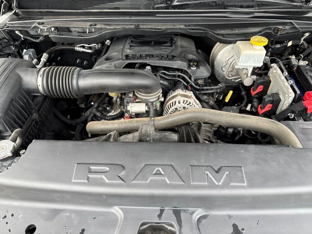 Used 2020 Silver Ram Laramie image 12