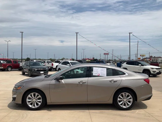 Used 2025 Gray Chevrolet LT image 34