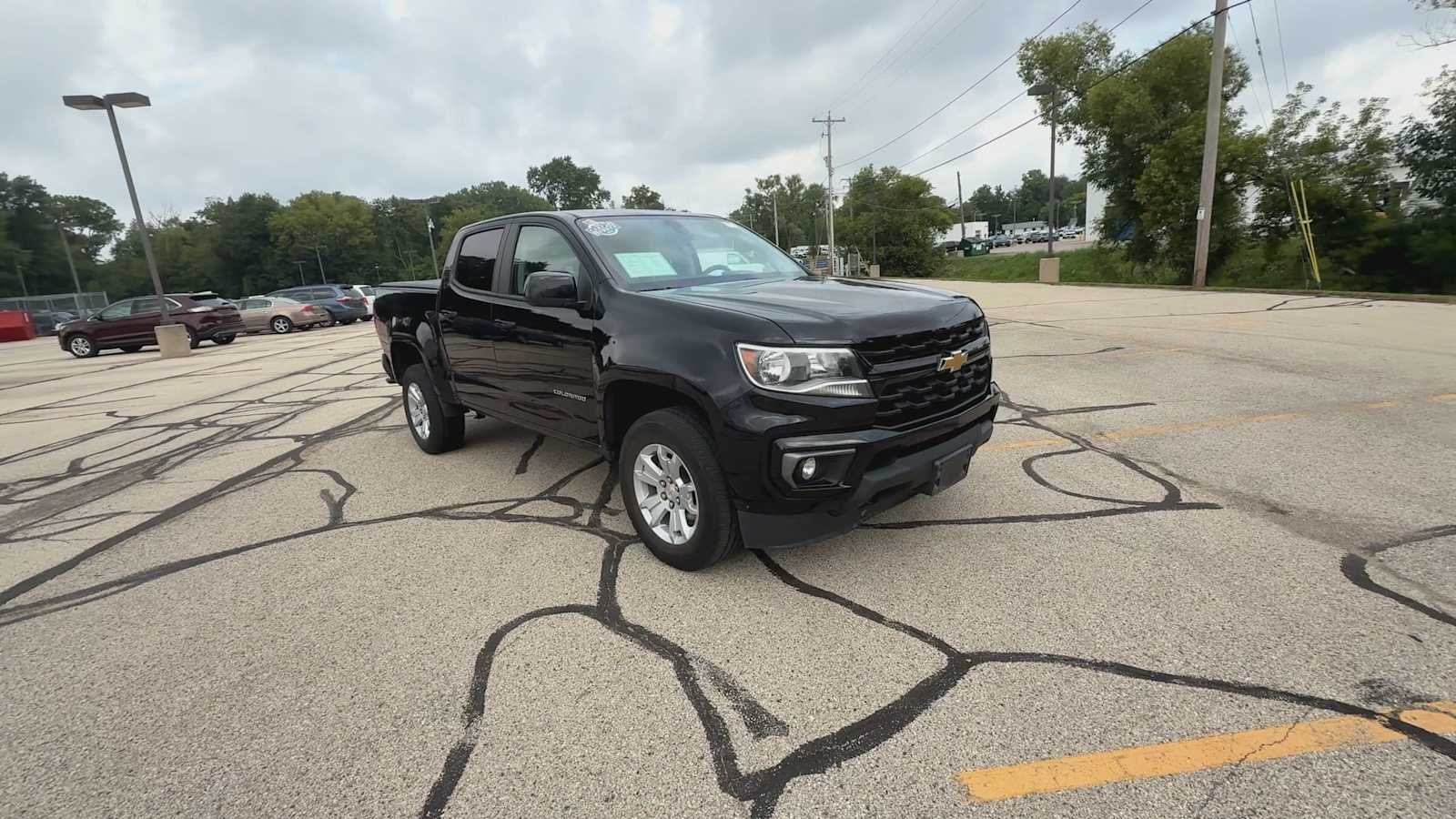 Certified Used 2022 BLACK Chevrolet 4WD LT image 2