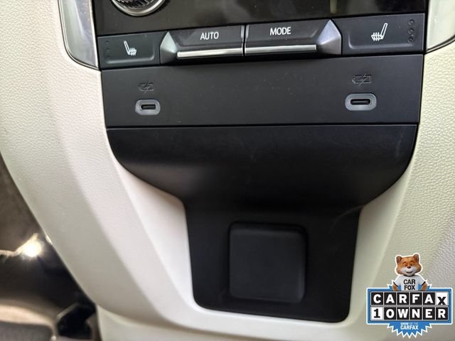 Used 2024 White Frost Tricoat GMC Denali image 6