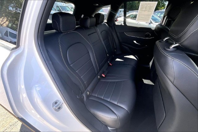 Certified Used 2022  Mercedes-Benz GLC 300 image 15
