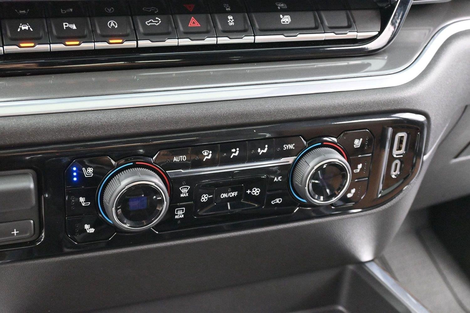 Used 2026 Black Chevrolet High Country image 23