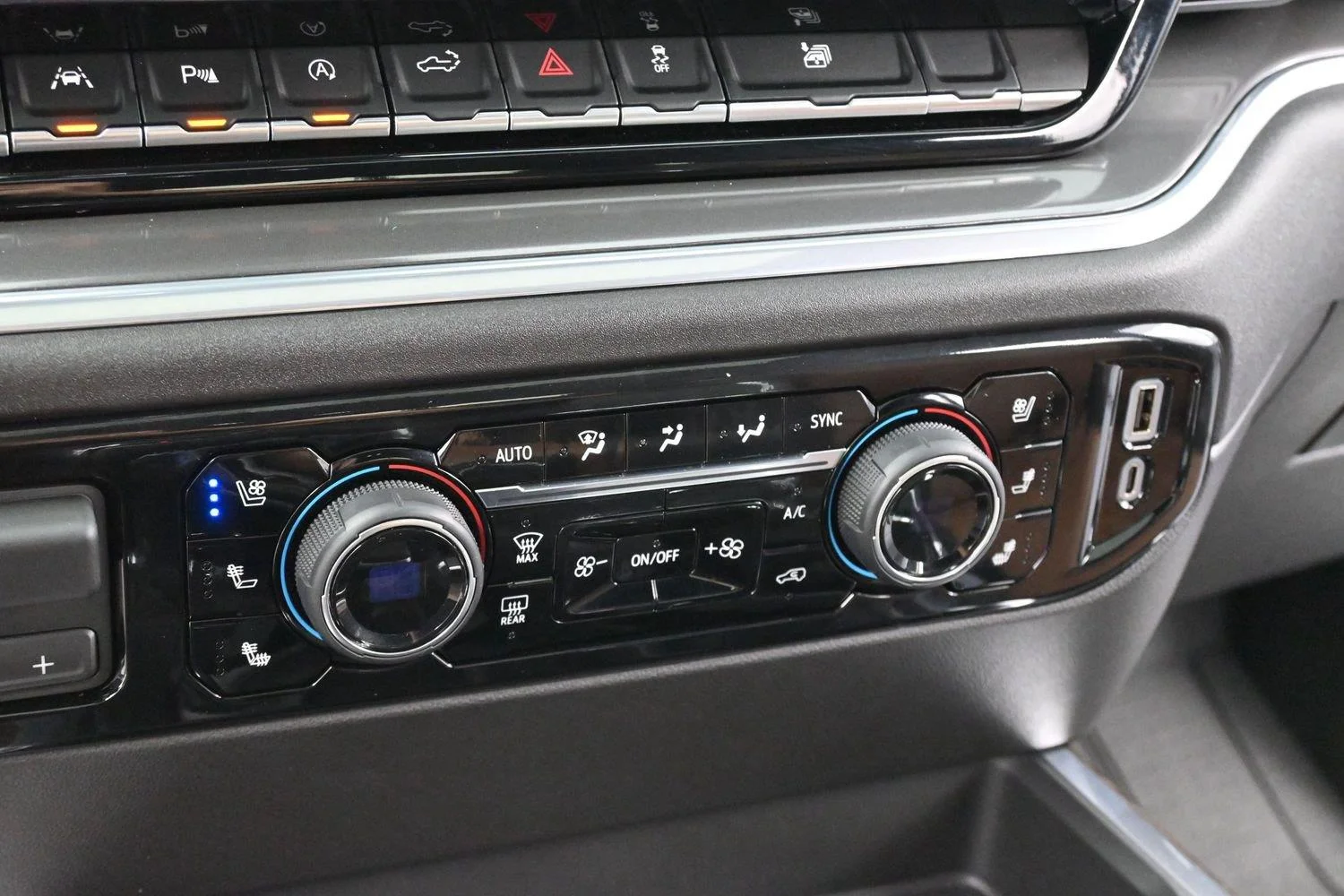 Used 2026 Black Chevrolet High Country image 23