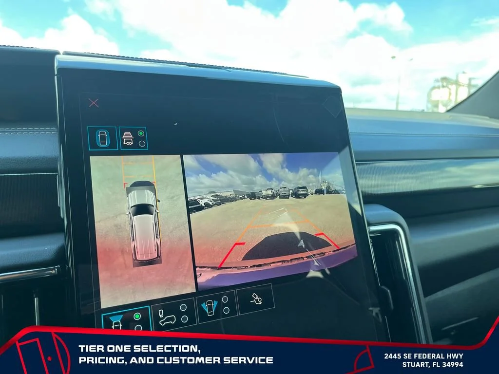 New 2026 Onyx Black GMC Elevation image 33