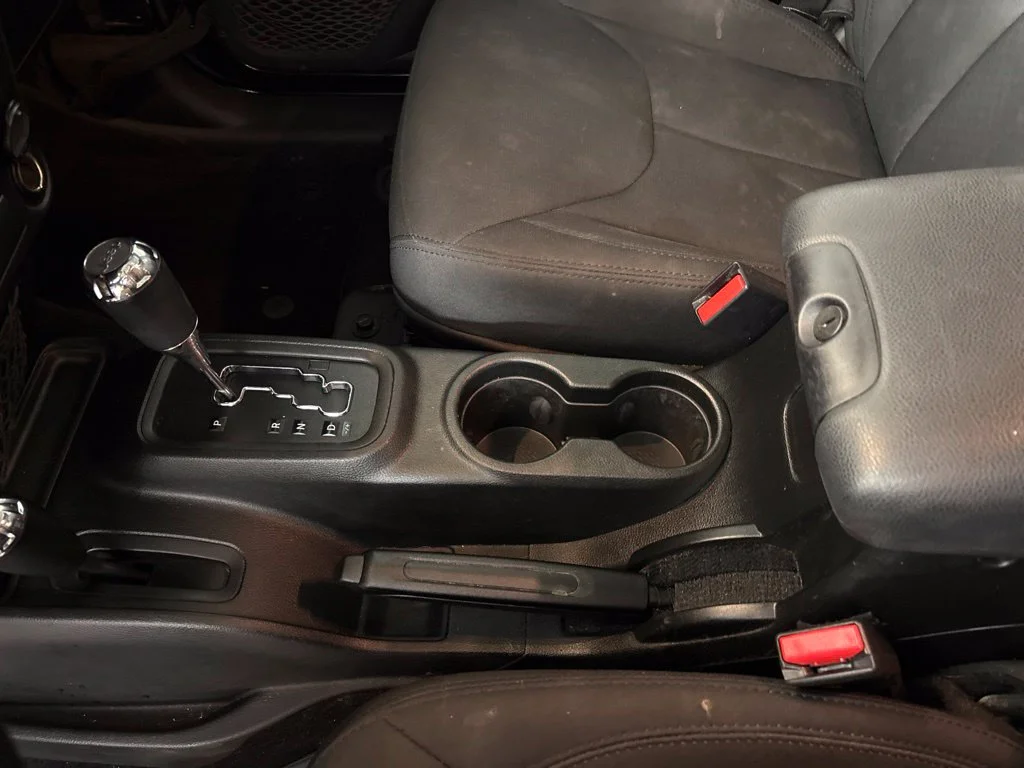 Used 2018 Black Jeep Unlimited Sport image 31