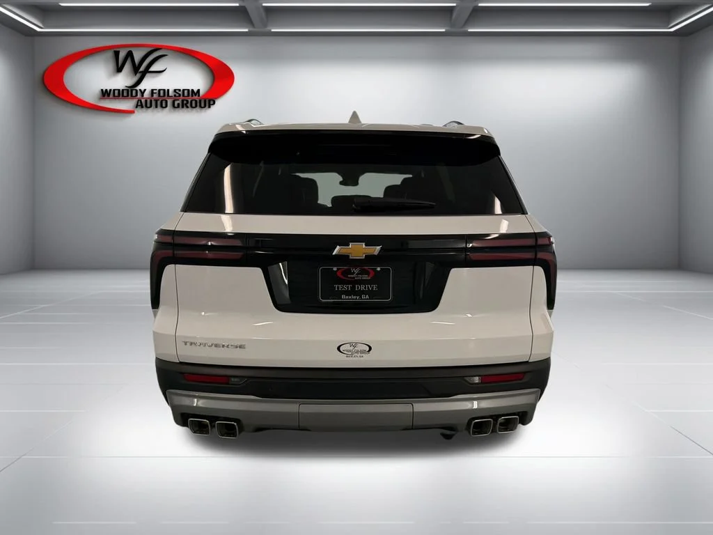 New 2027 Summit White Chevrolet LT image 7