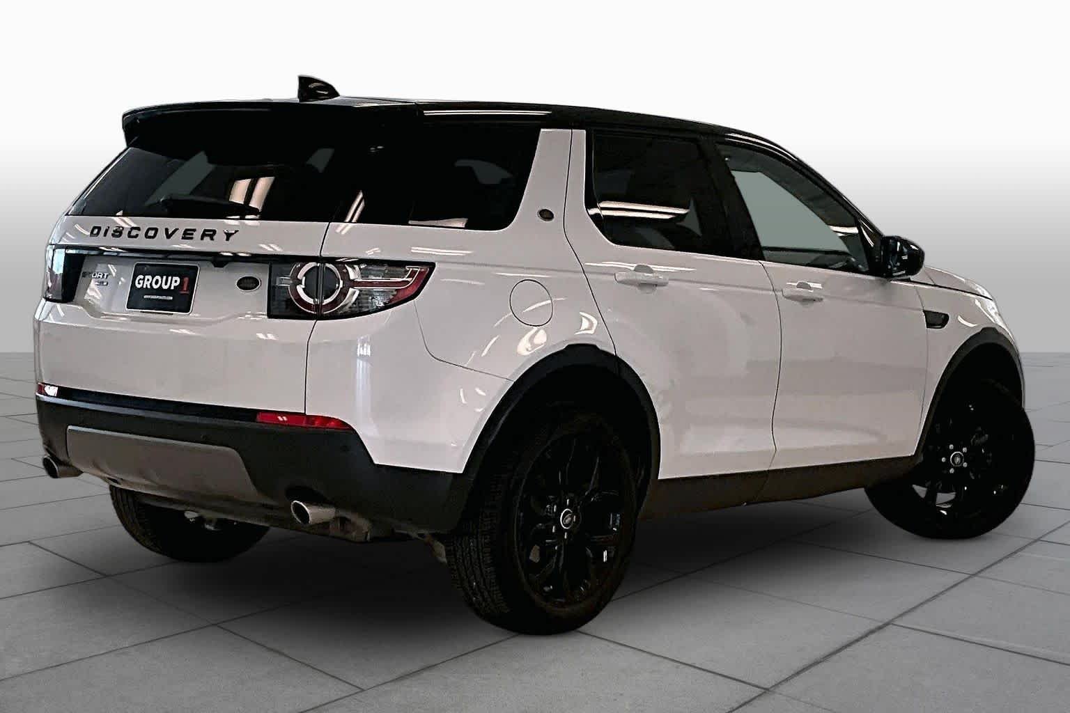 Used 2017 Fuji White Land Rover HSE image 12