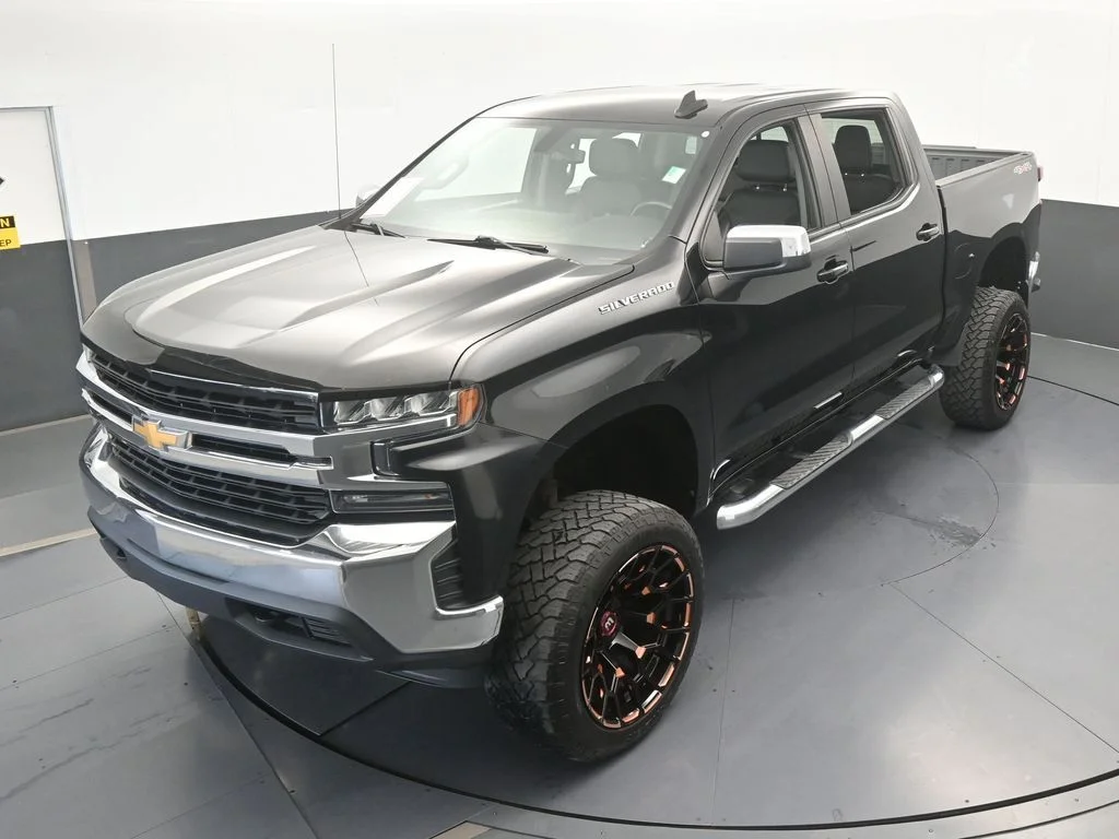 Used 2019 Black Chevrolet LT image 43