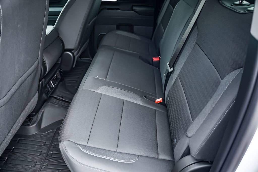 New 2026 Summit White GMC SLE image 24