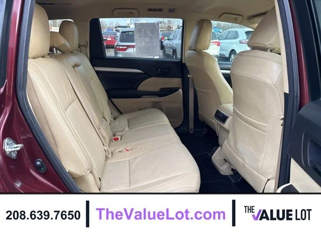 Used 2017 Red Toyota LE Plus image 17