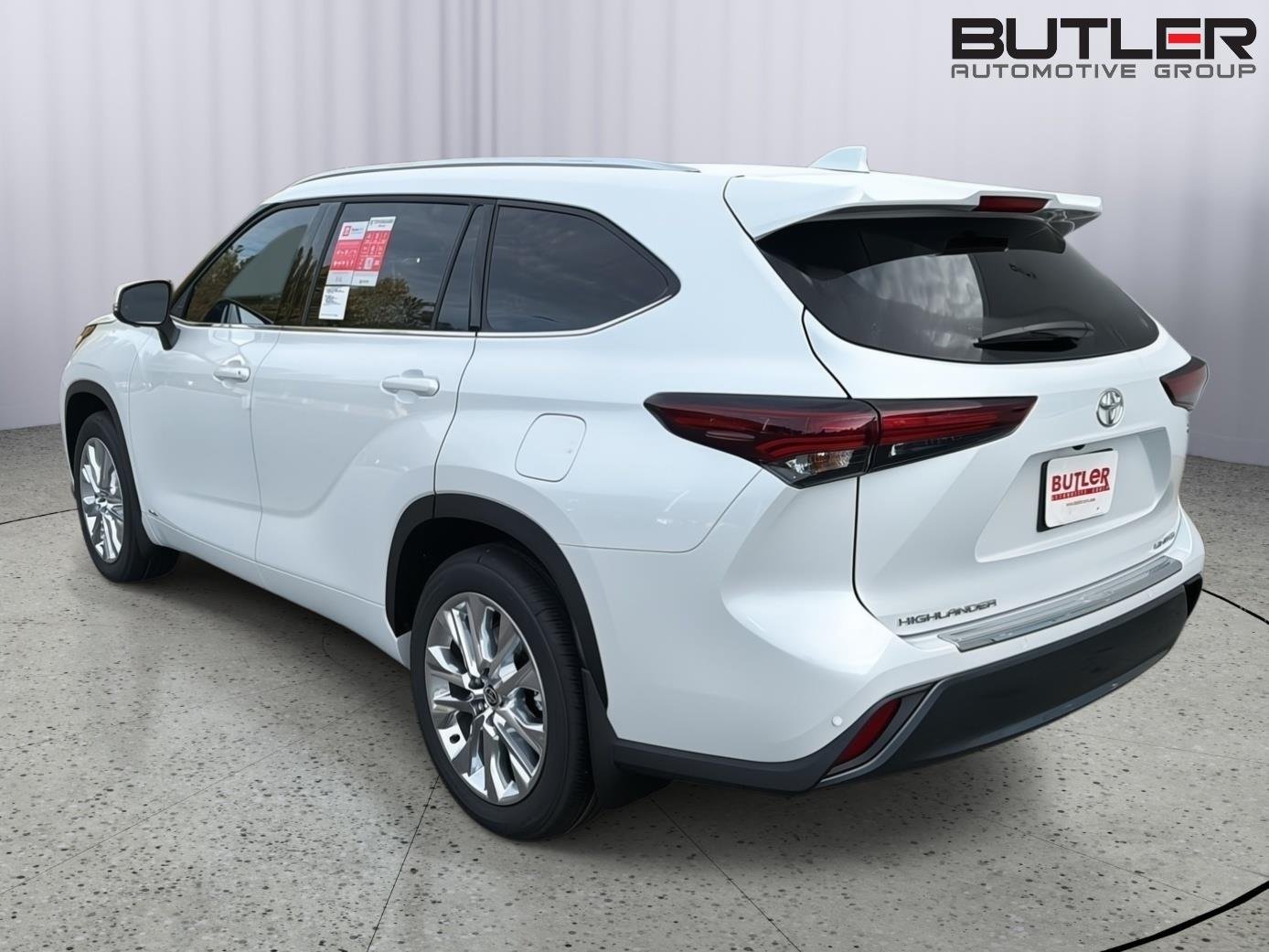 New 2026 Wind Chill Pearl Toyota Limited image 4