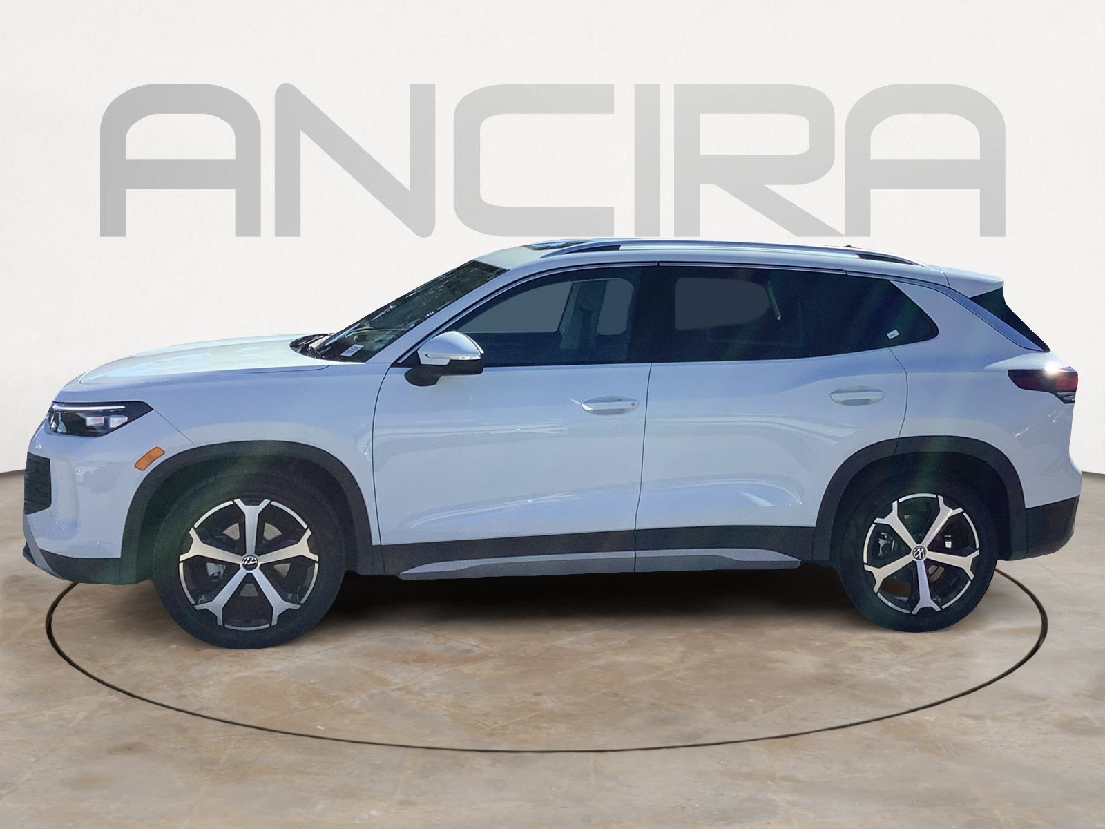 New 2026 PURE WHITE Volkswagen SE image 5