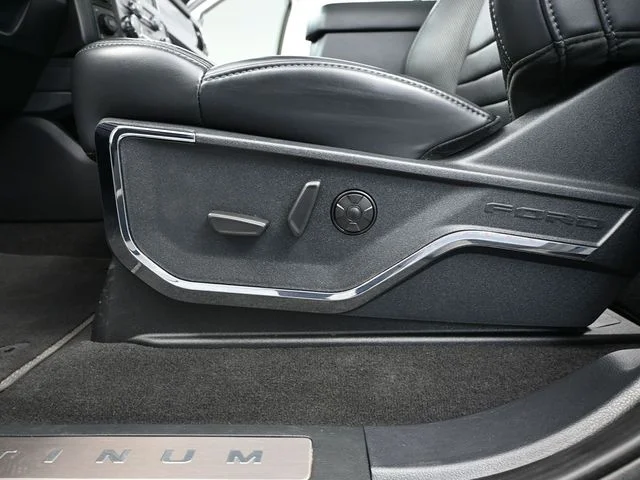 2025 Ford F-250 Super Duty Platinum - Photo 22
