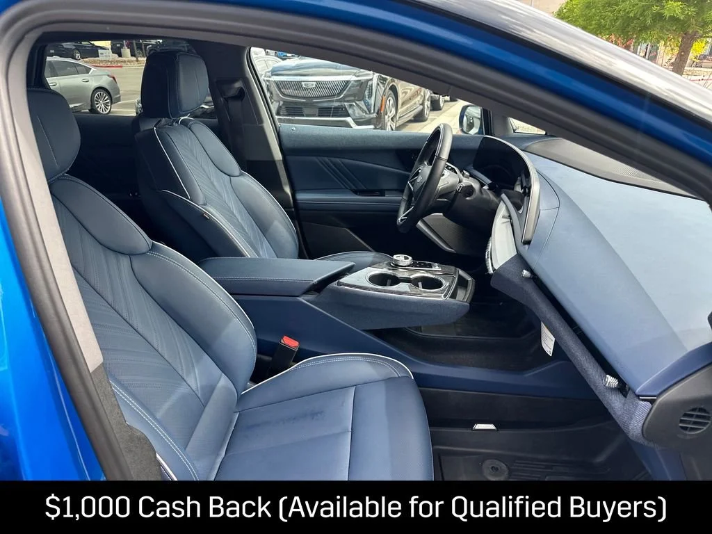 2025 Cadillac OPTIQ Luxury 2 - Photo 39