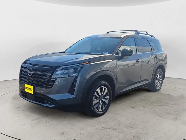 2026 Nissan Pathfinder SL 4WD's photo