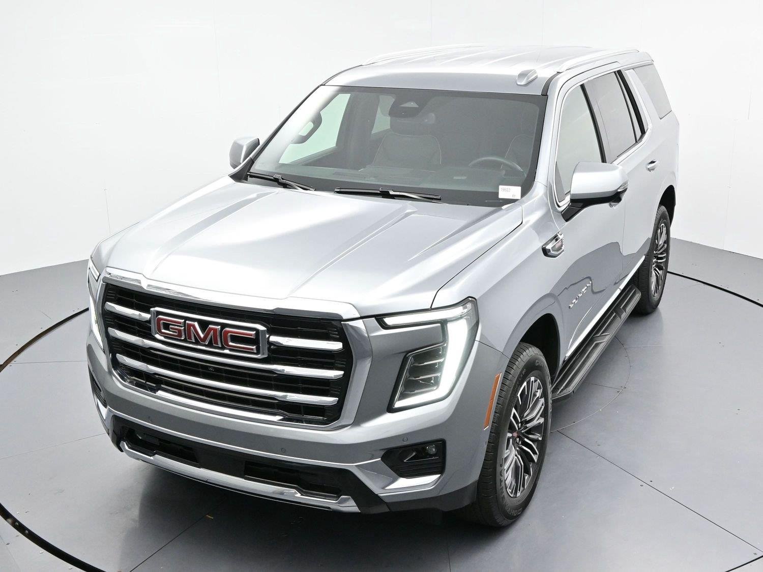Used 2025 Sterling Metallic GMC Elevation image 36